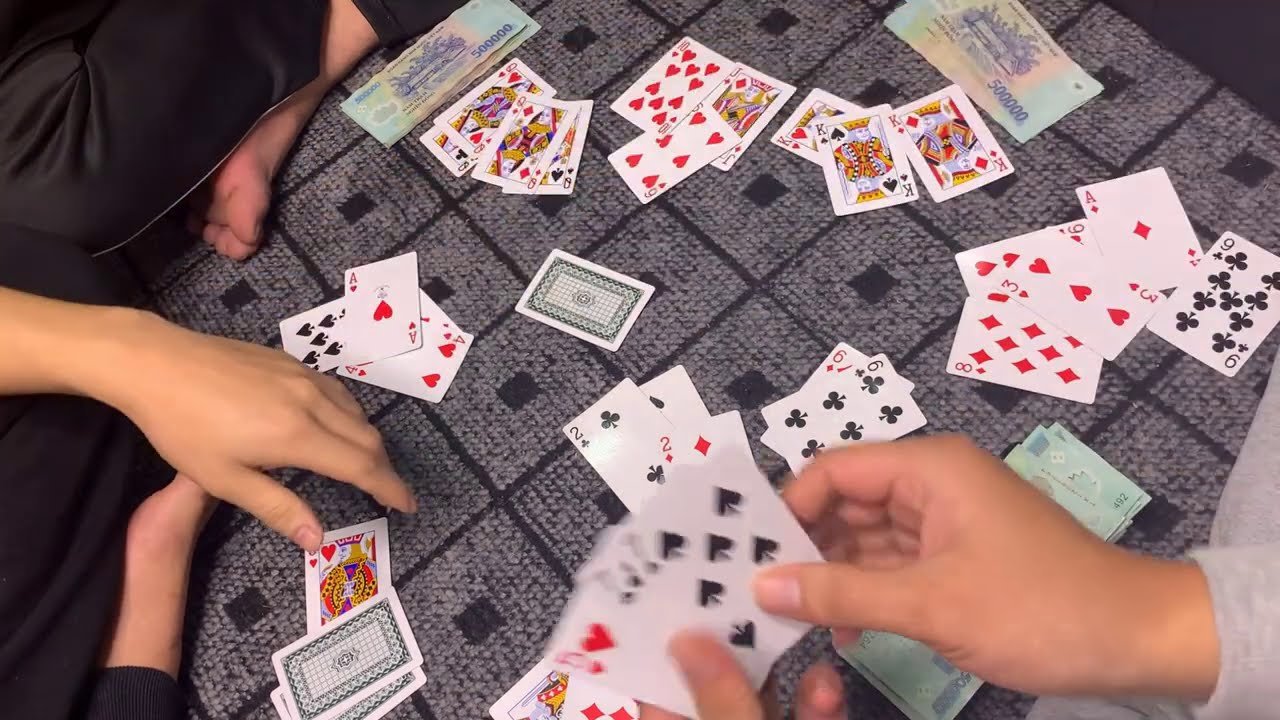 Cách chơi phỏm - Khám Phá Bí Quyết Trở Thành Người Chơi Xuất Sắc